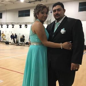 Meet your Posher, Maribel